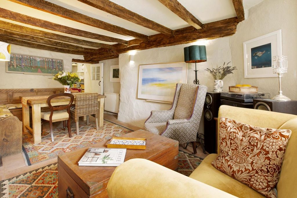 Property photo 3 of 22