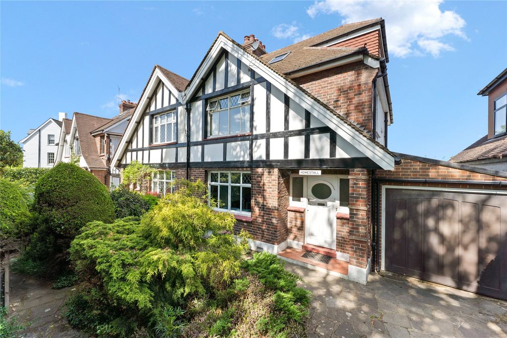 Property photo 1 of 14 External View