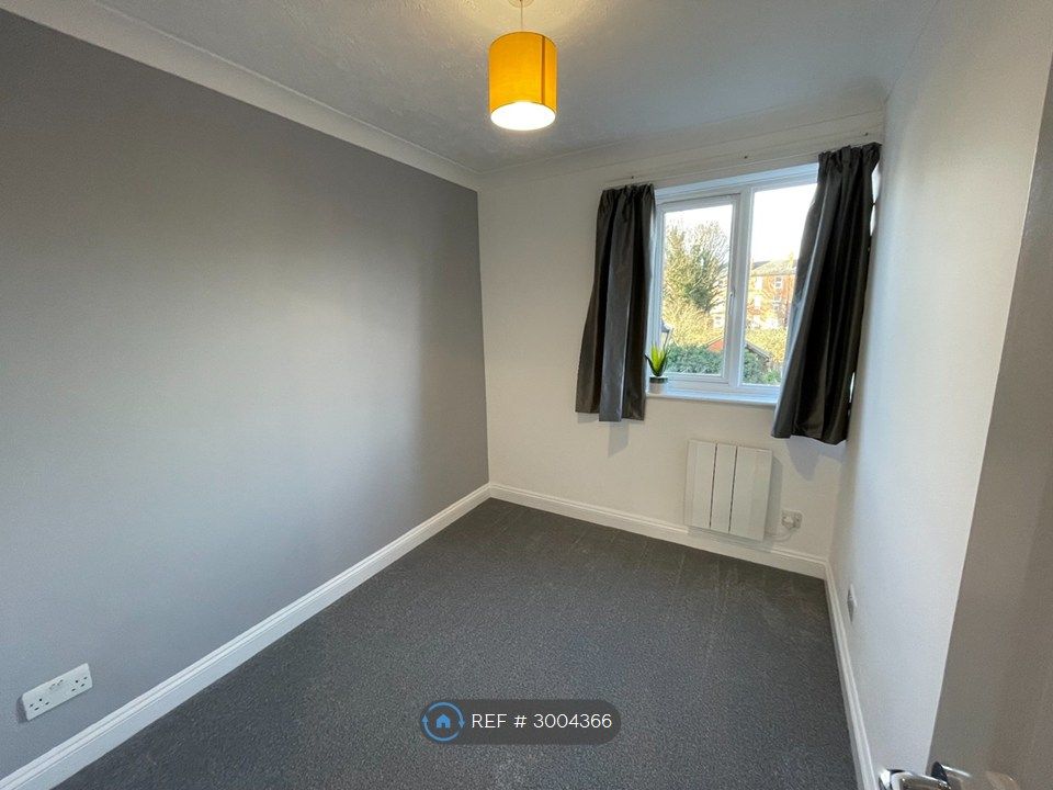Property photo 3 of 9