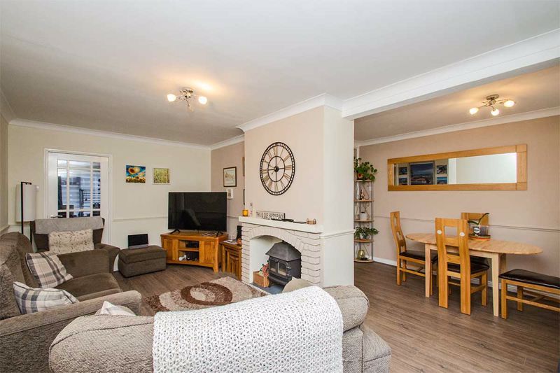 Property photo 3 of 27 Photo 17