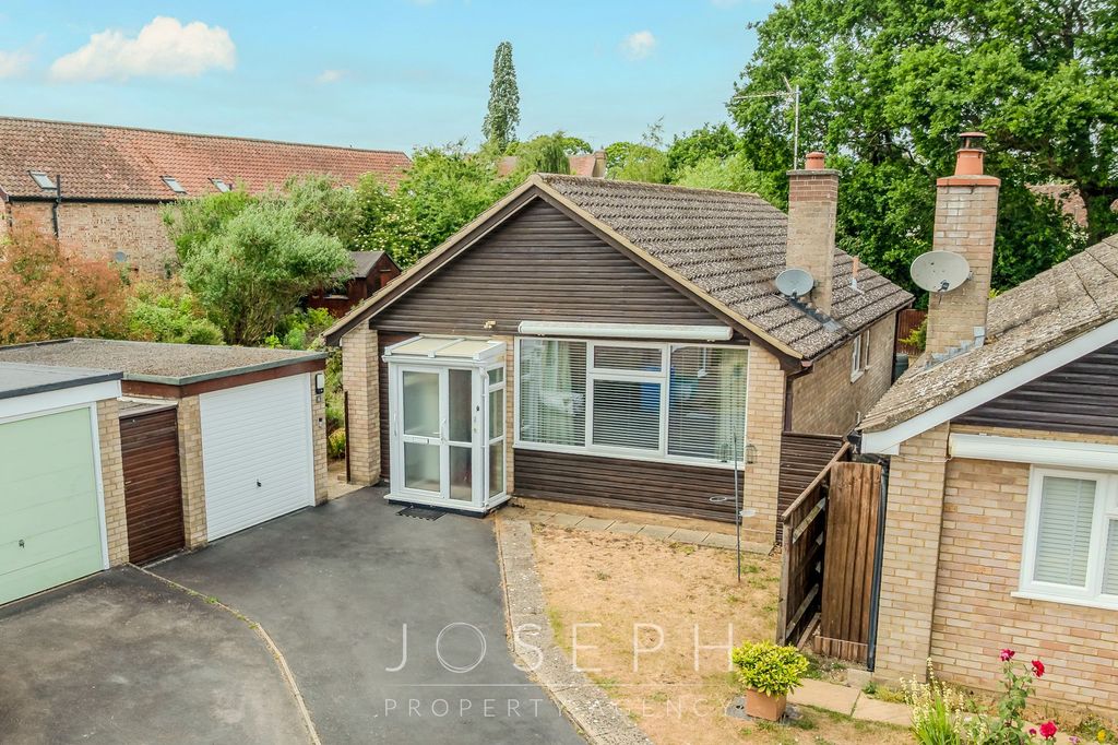 Property photo 1 of 21