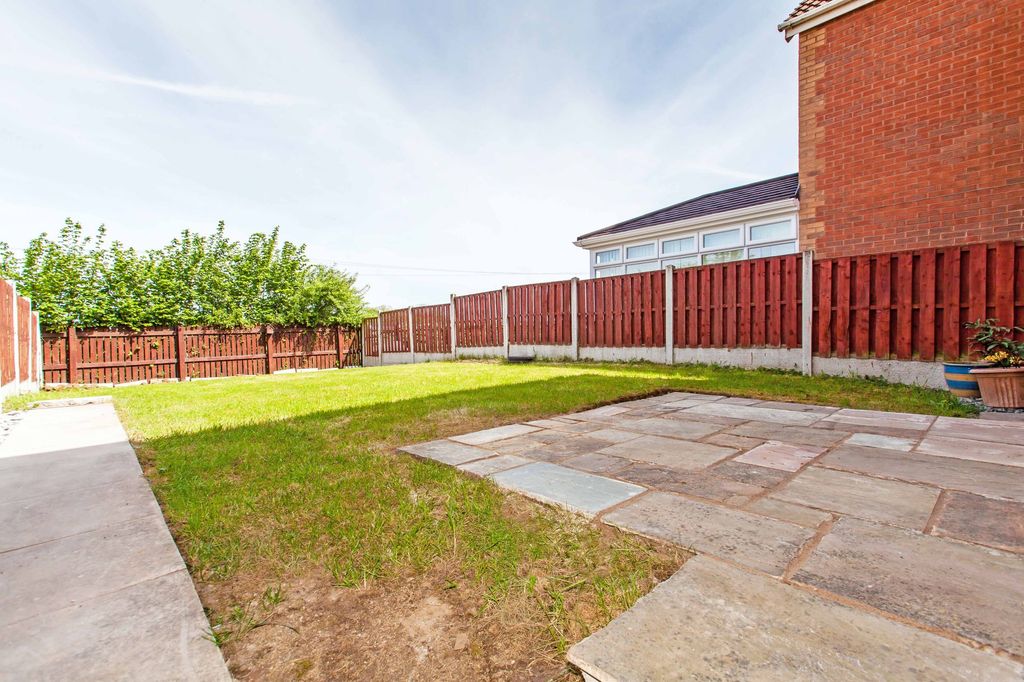 Property photo 3 of 24