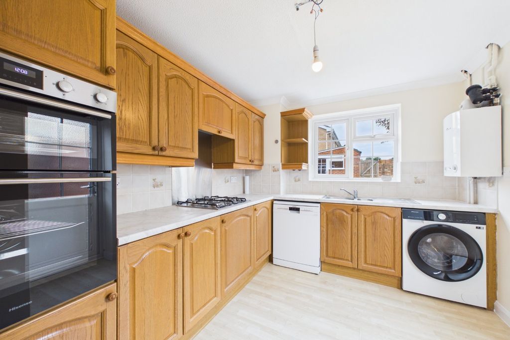 Property photo 3 of 10 Picture No. 05