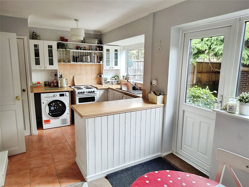 Property photo 3 of 12 Kitchen/Diner