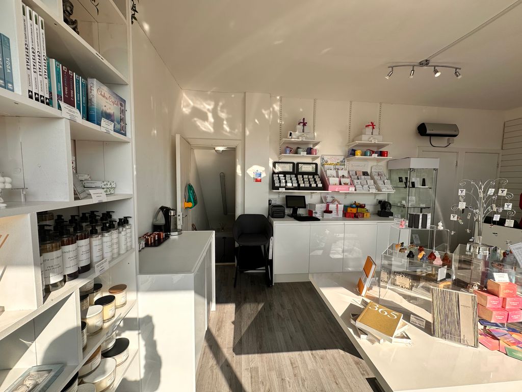 Property photo 3 of 5