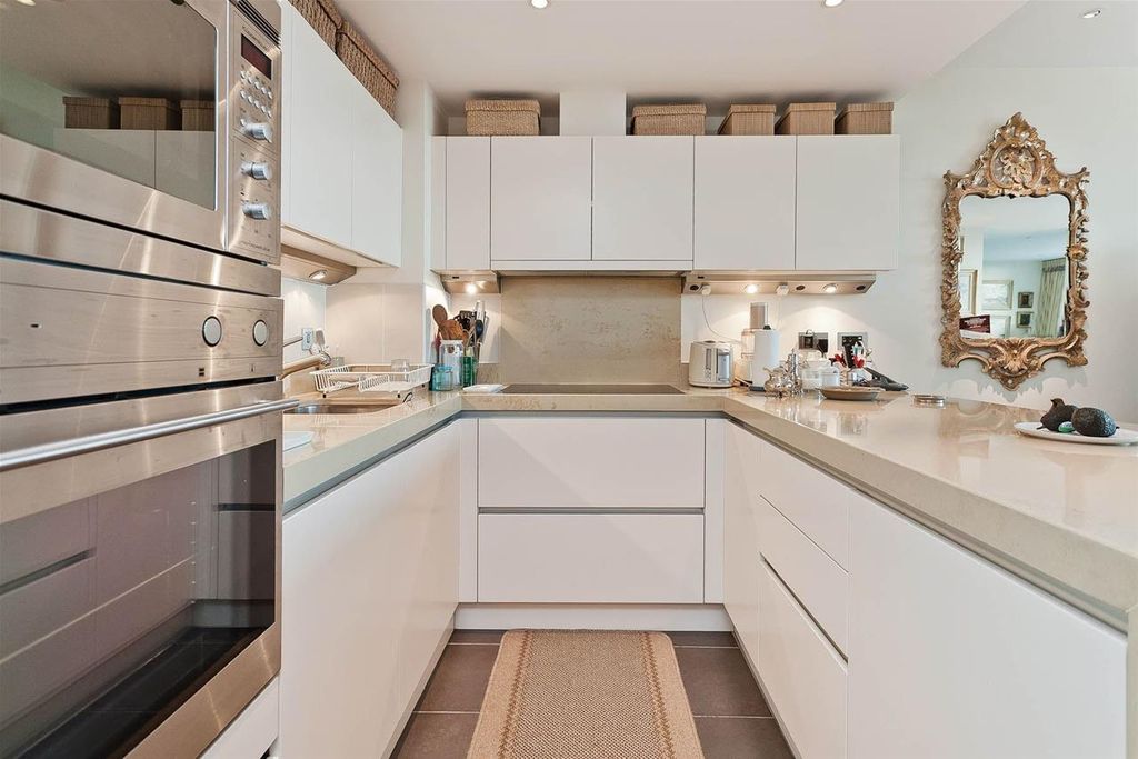 Property photo 3 of 13 Kitchen