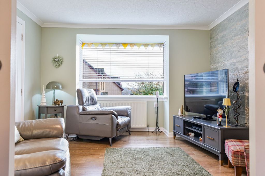 Property photo 3 of 22