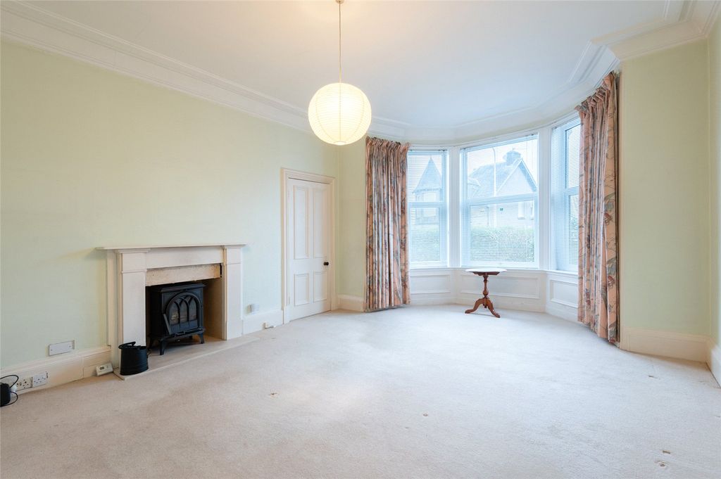 Property photo 2 of 38 Picture 2