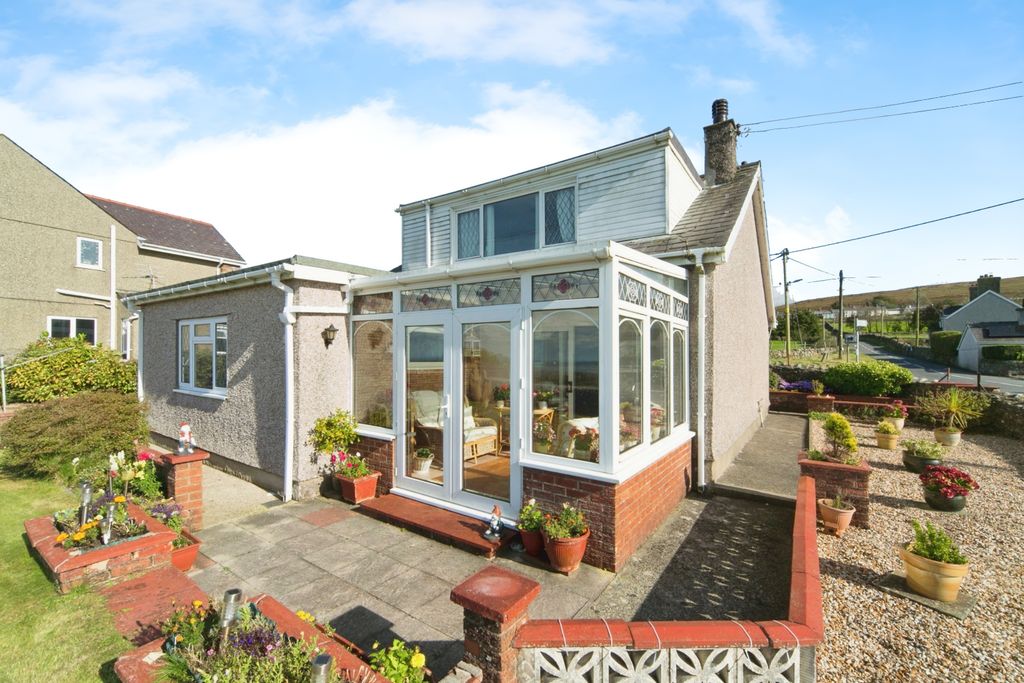 Property photo 2 of 38 Photography