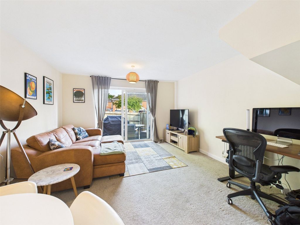 Property photo 2 of 14 Picture No. 02
