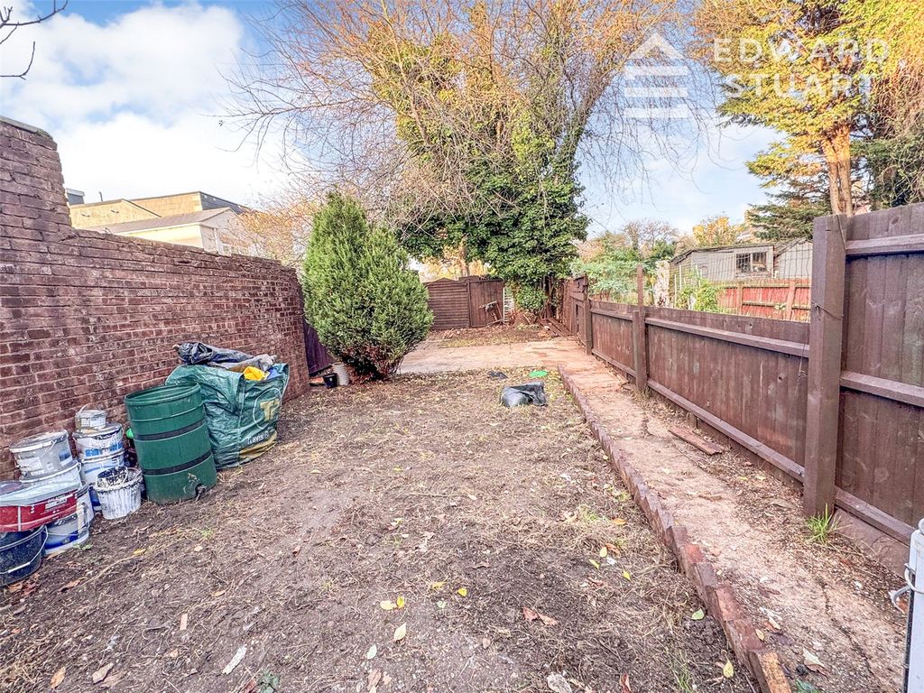 Property photo 3 of 10 Picture No. 03