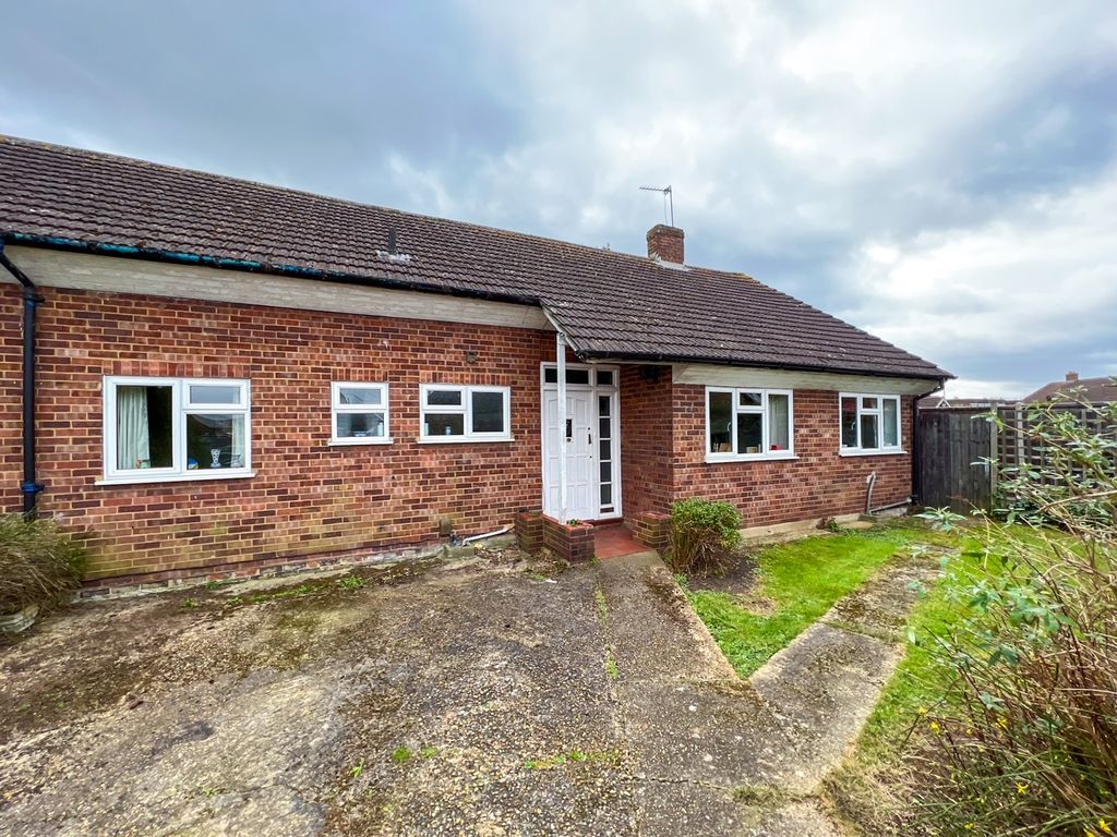 Property photo 2 of 24