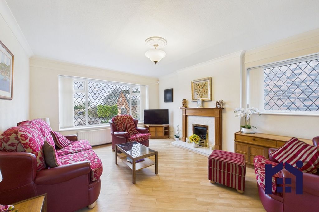 Property photo 2 of 28 Living Room