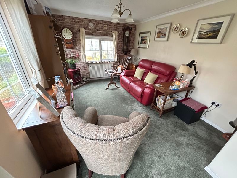 Property photo 3 of 17 Photo 3