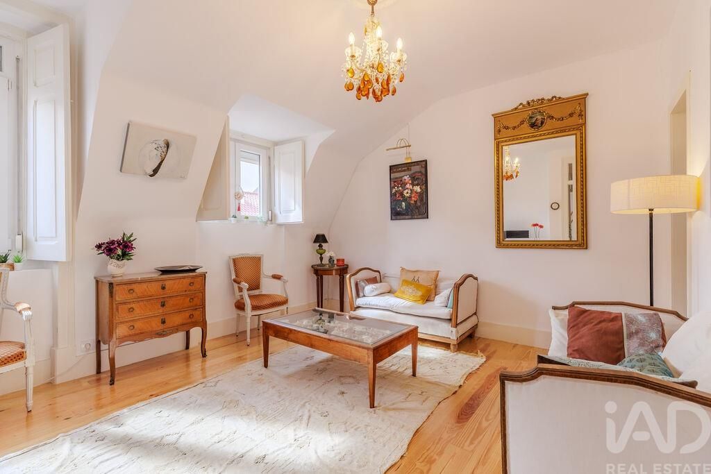 Property photo 1 of 35