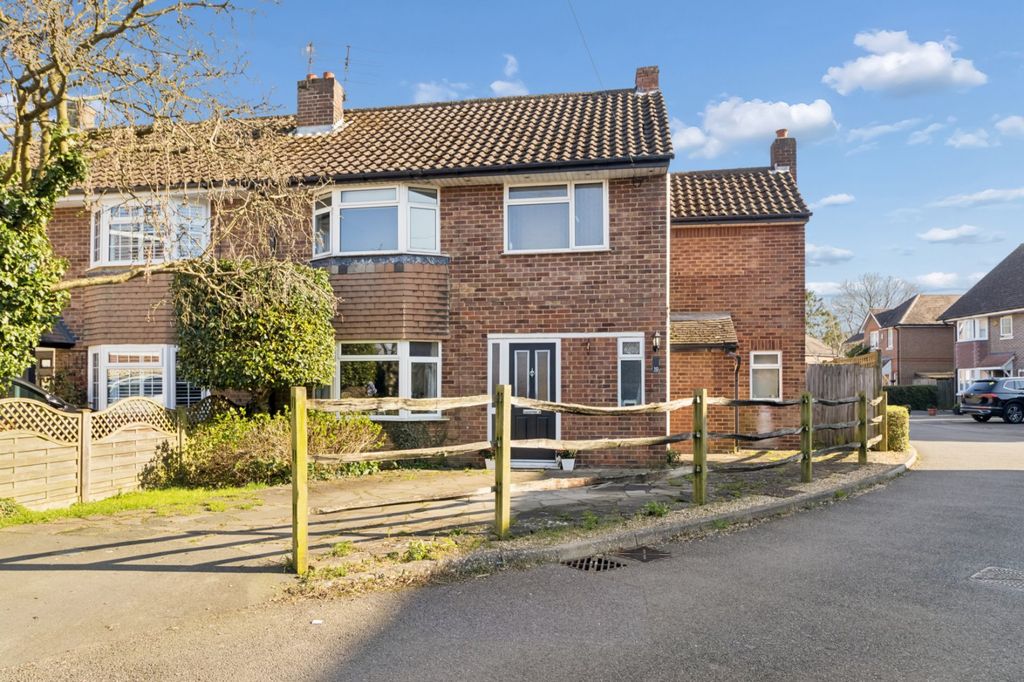 Property photo 1 of 21 Front