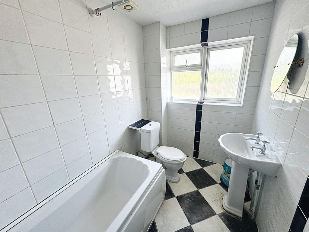 Property photo 3 of 3 Bathroom