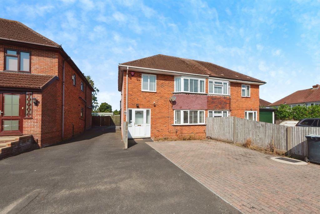 Property photo 2 of 16