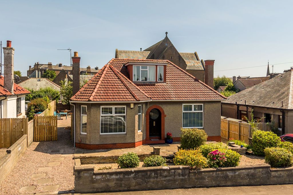 Property photo 1 of 22