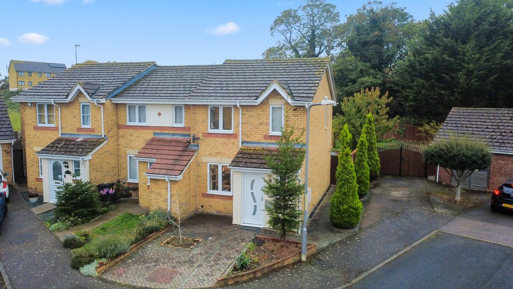 Property photo 1 of 19 5525900