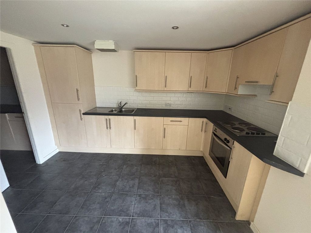 Property photo 3 of 11 Picture No. 09
