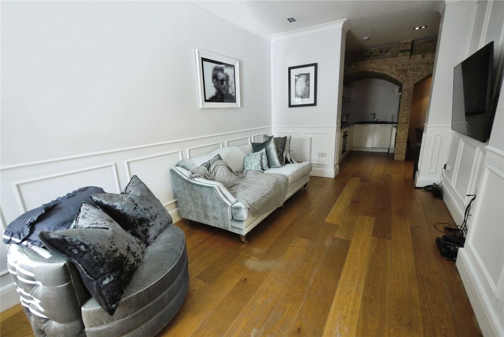 Property photo 3 of 13 Picture No. 17