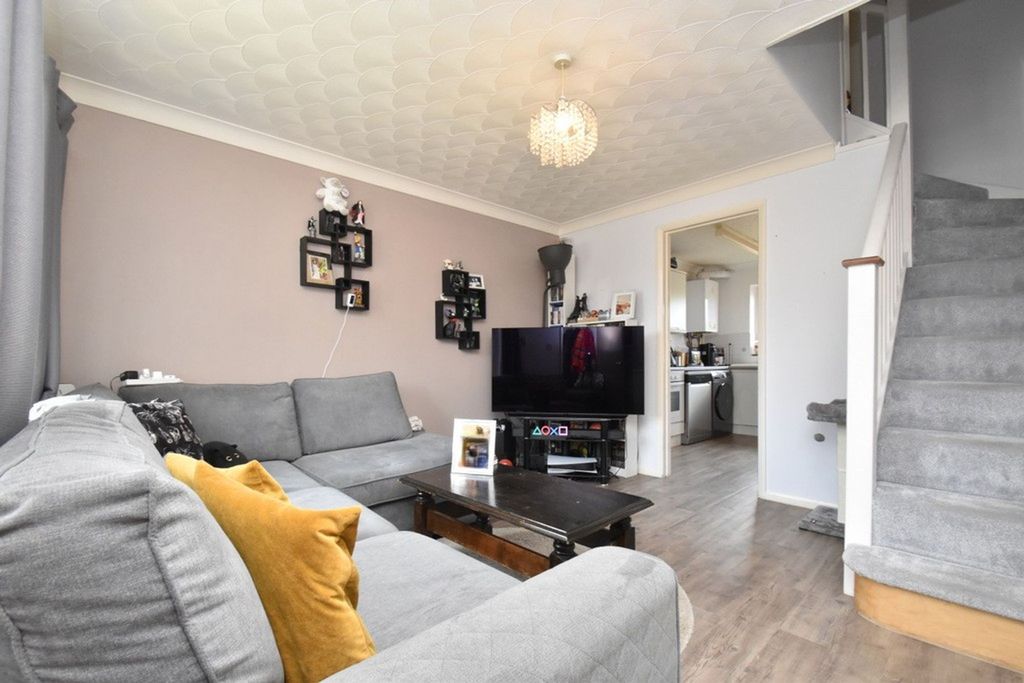 Property photo 2 of 14