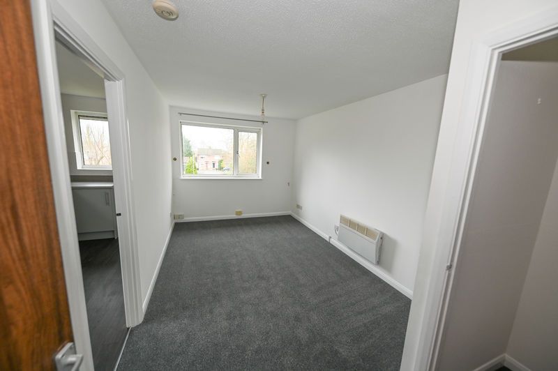 Property photo 2 of 8 Photo 2