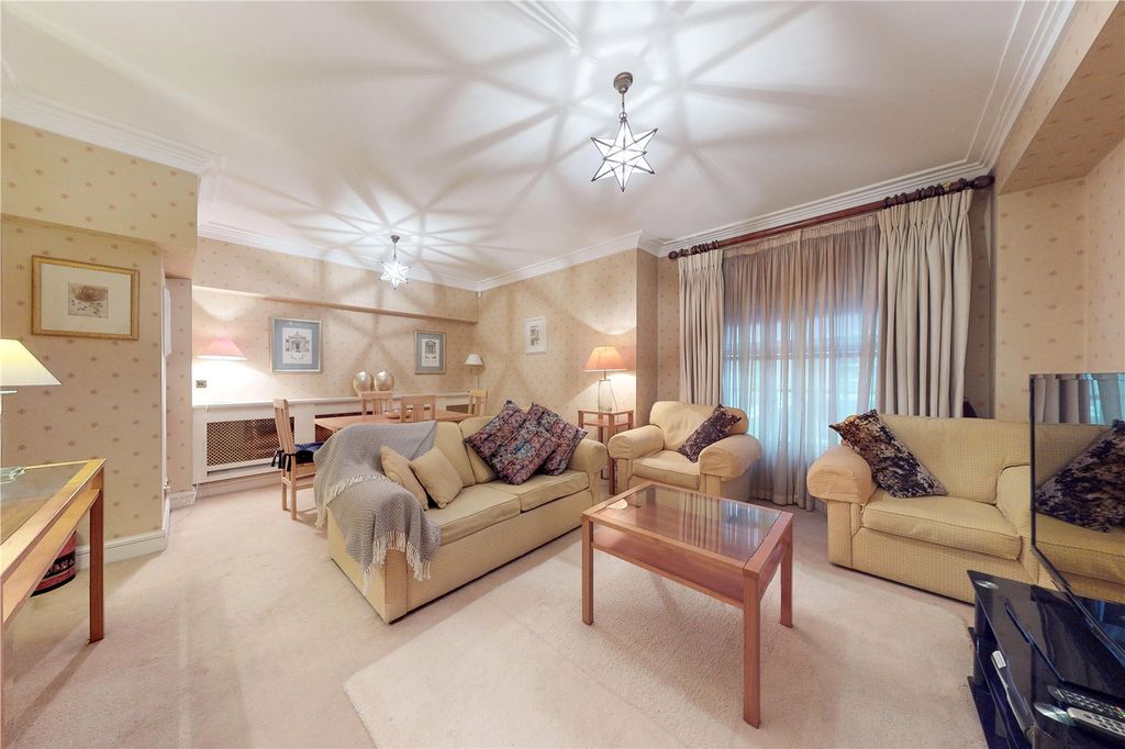 Property photo 1 of 12 Reception Room