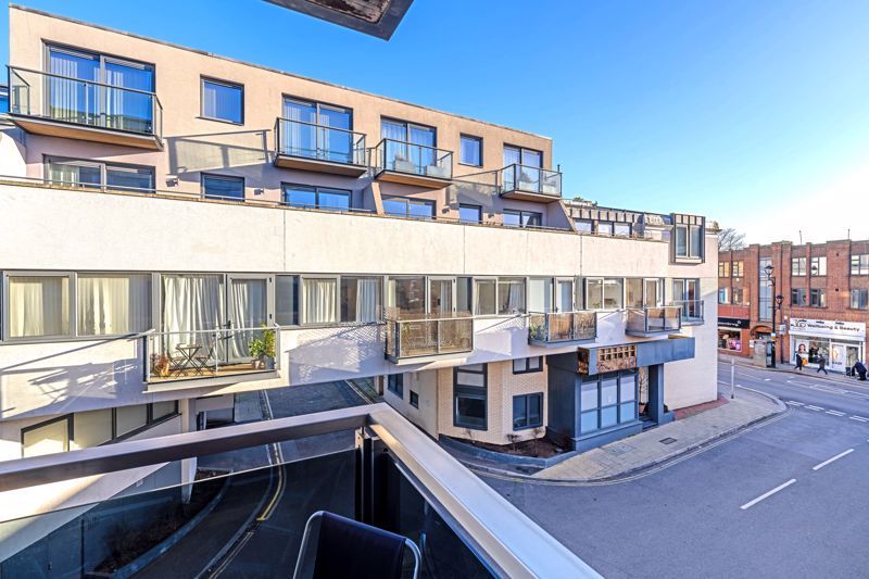 Property photo 3 of 19 Balcony