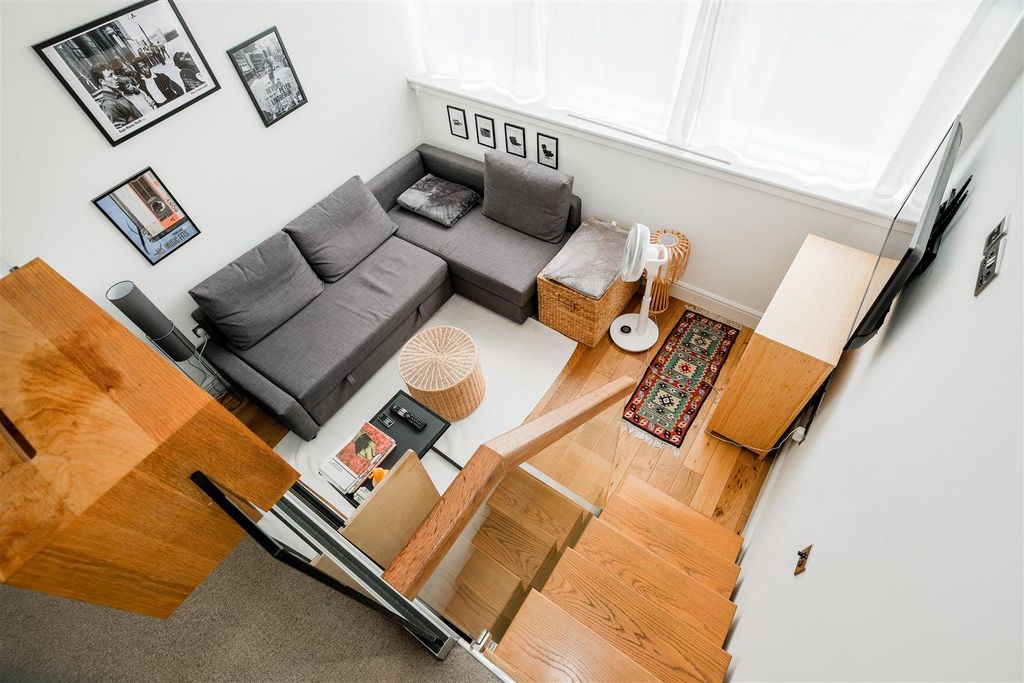 Property photo 1 of 22 24 Quant Building-11.Jpg