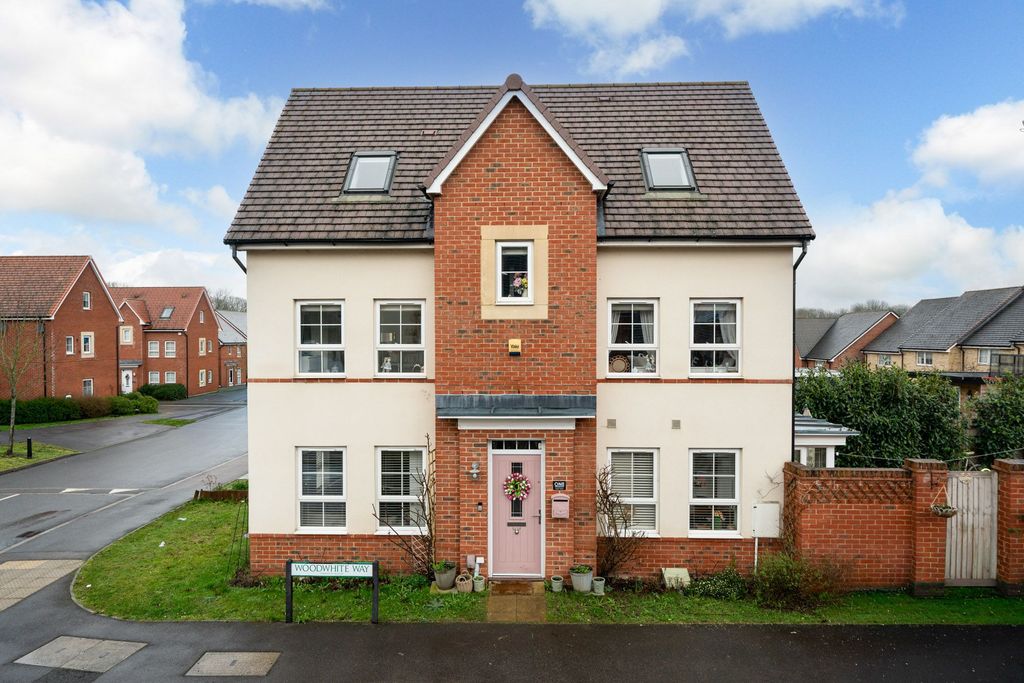 Property photo 1 of 20