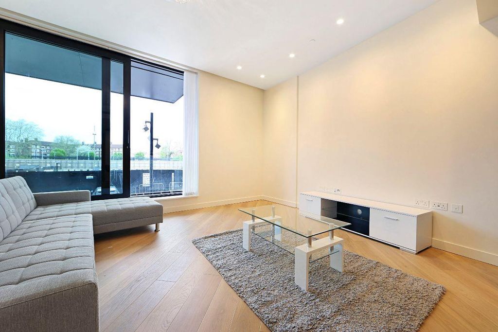 Property photo 3 of 10 2.Jpg
