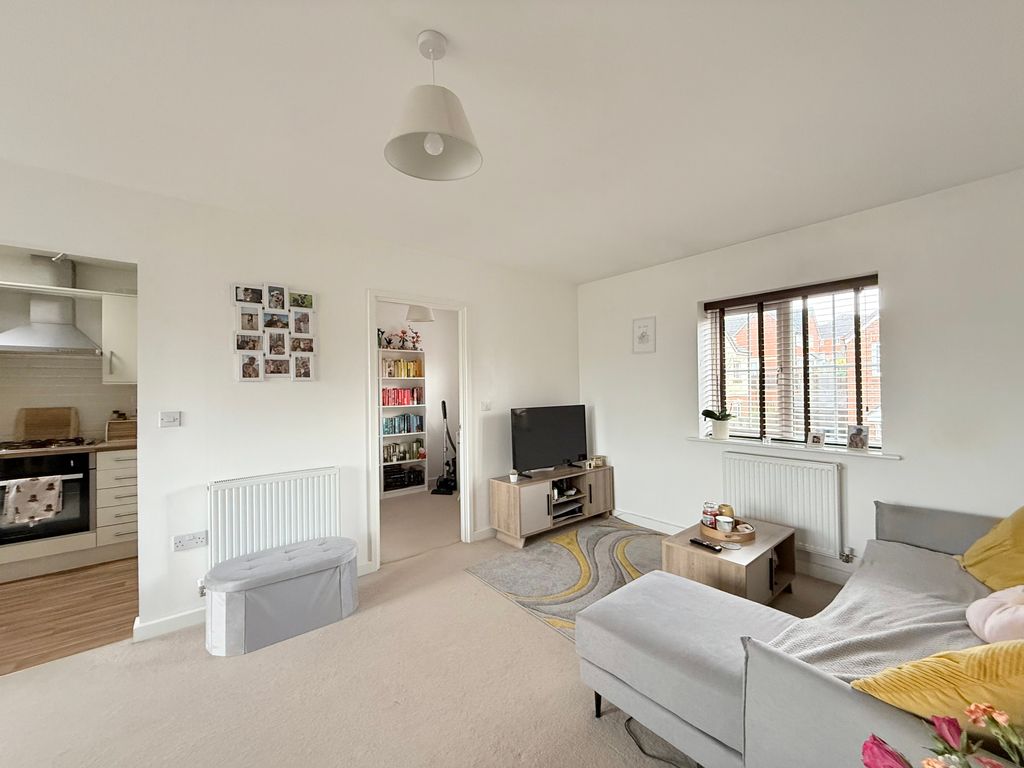 Property photo 2 of 11 Img9536