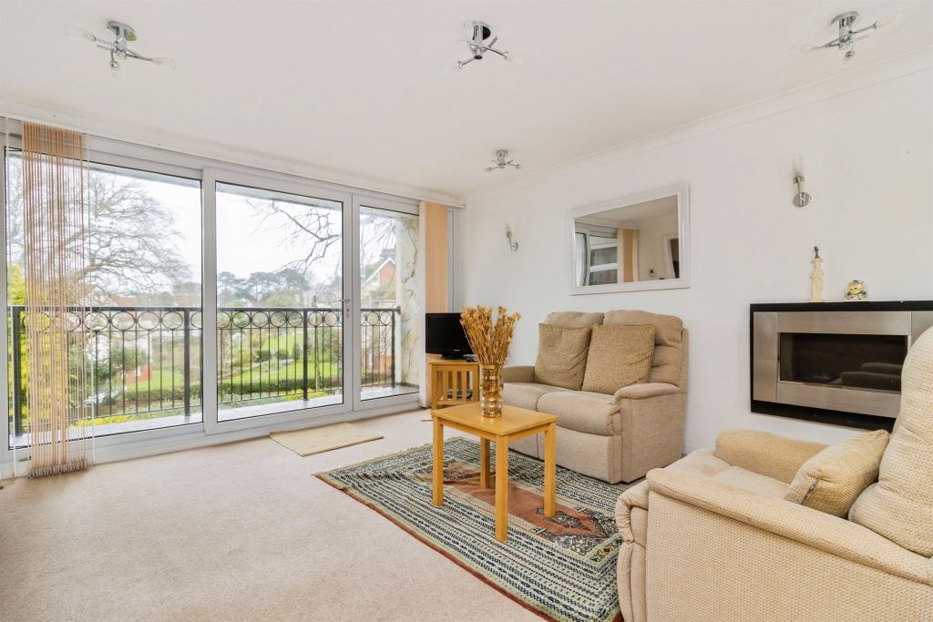 Property photo 3 of 20