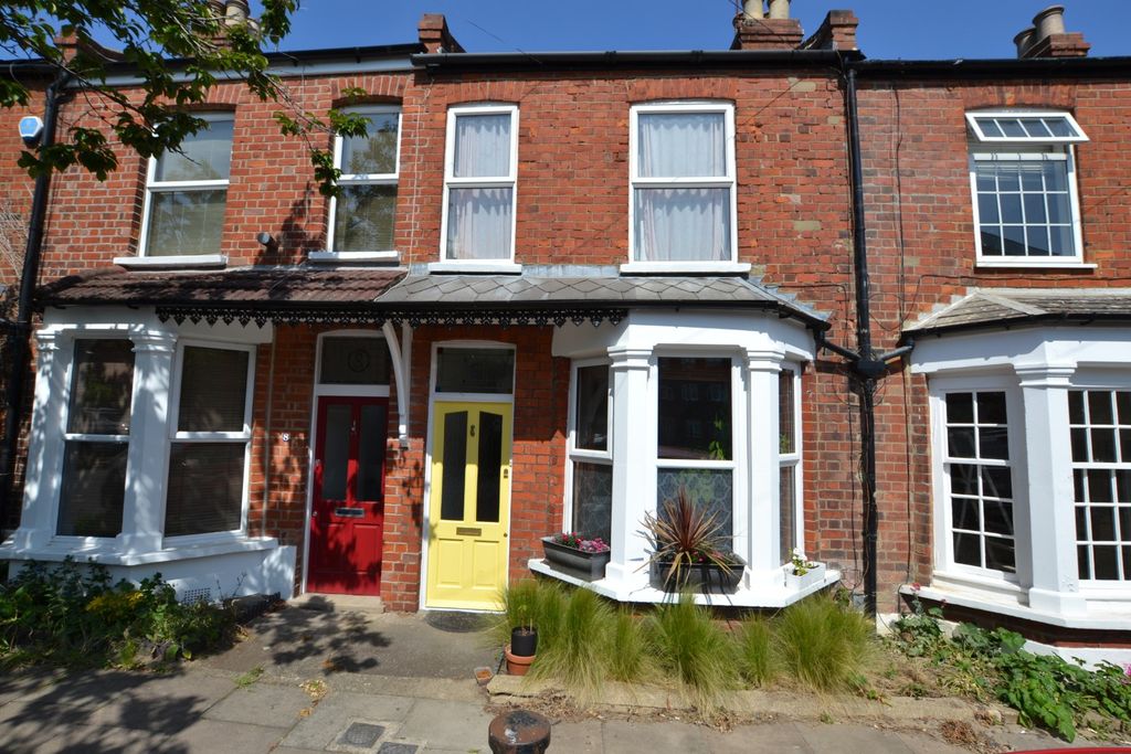 Property photo 1 of 9