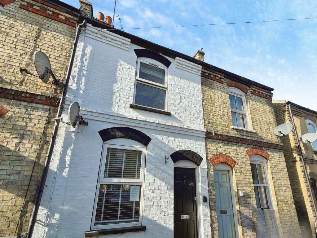 Property photo 1 of 11
