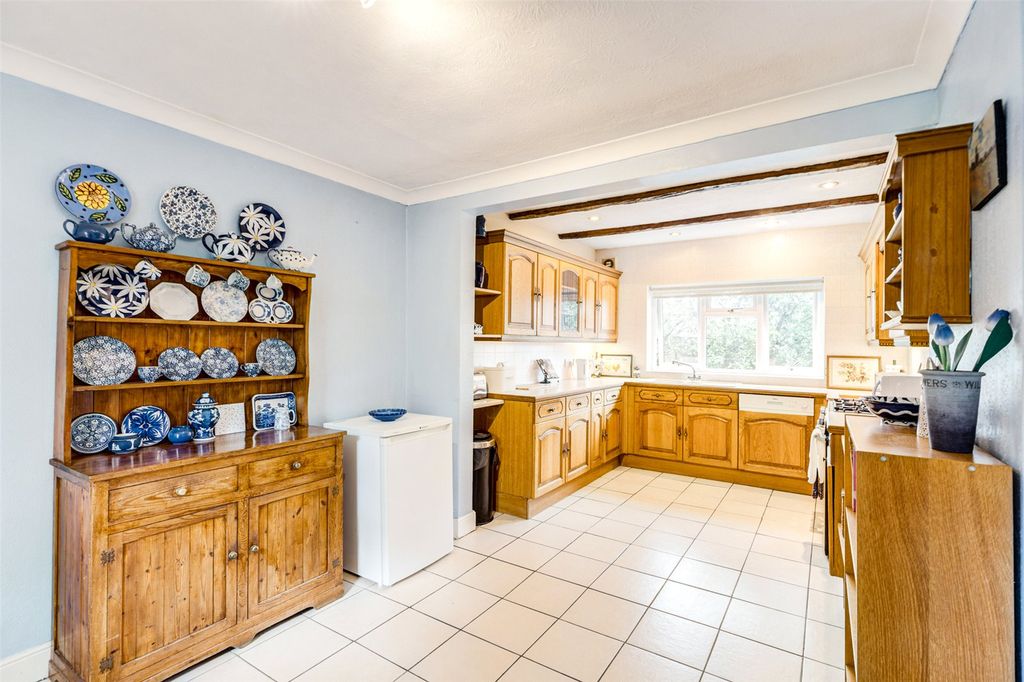 Property photo 3 of 31 Picture No. 35