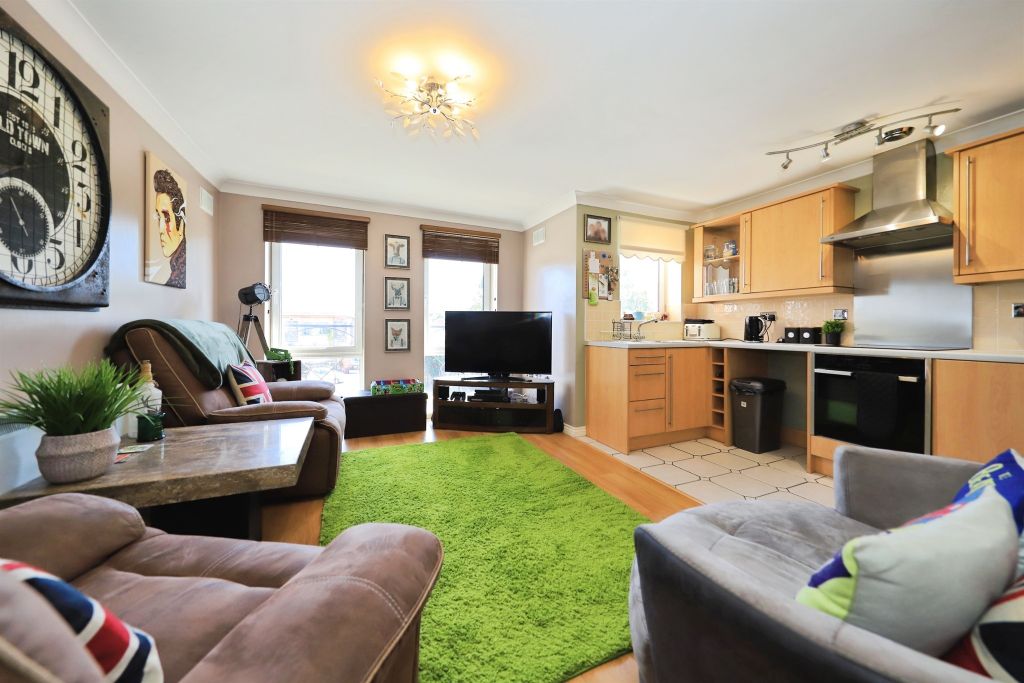 Property photo 2 of 16