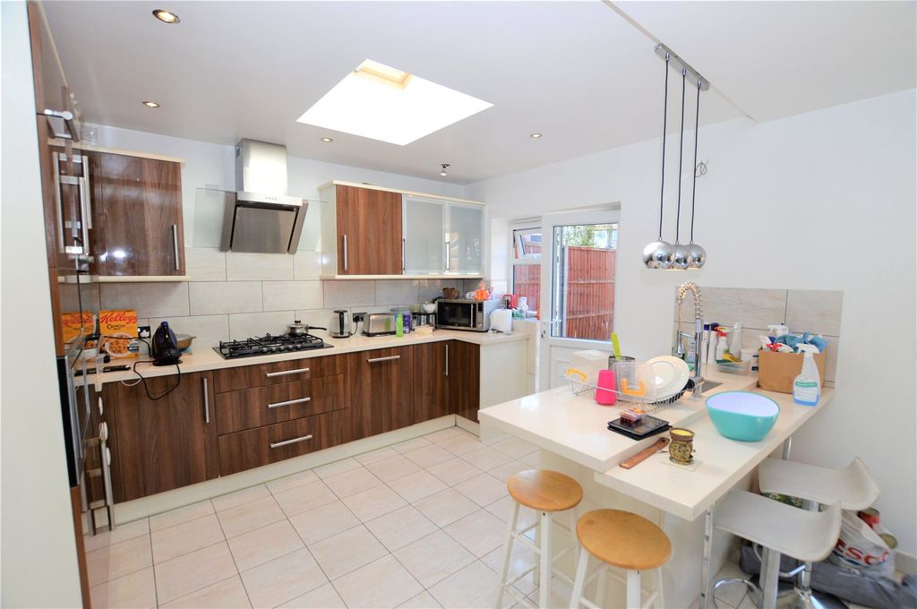 Property photo 2 of 13 Picture No. 10