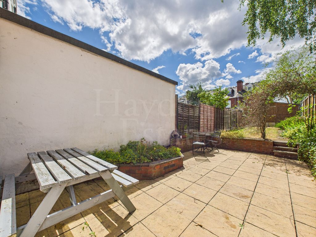 Property photo 2 of 11