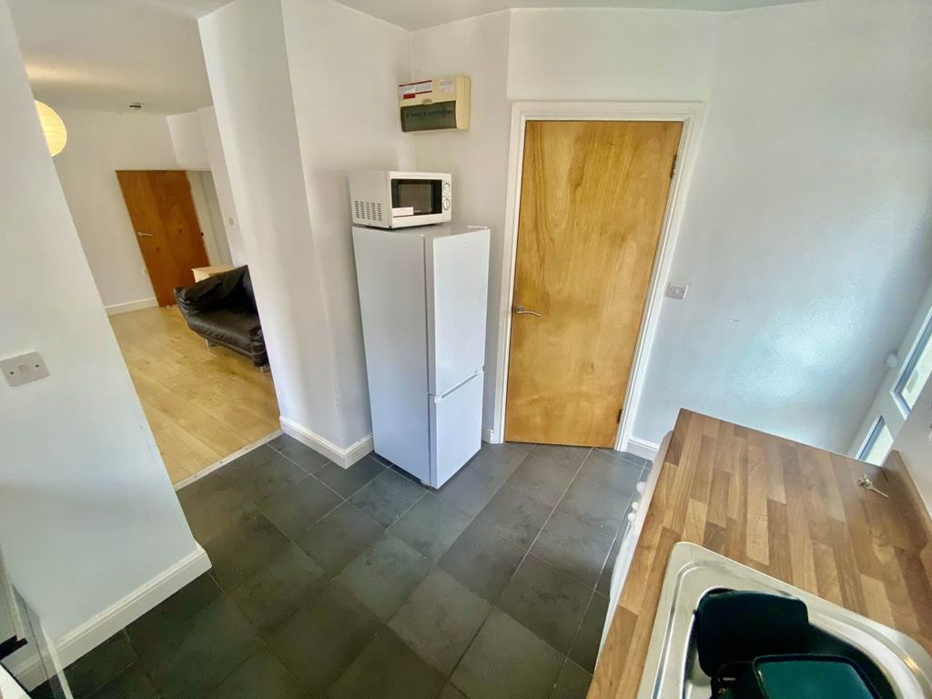 Property photo 3 of 14 Img_5742