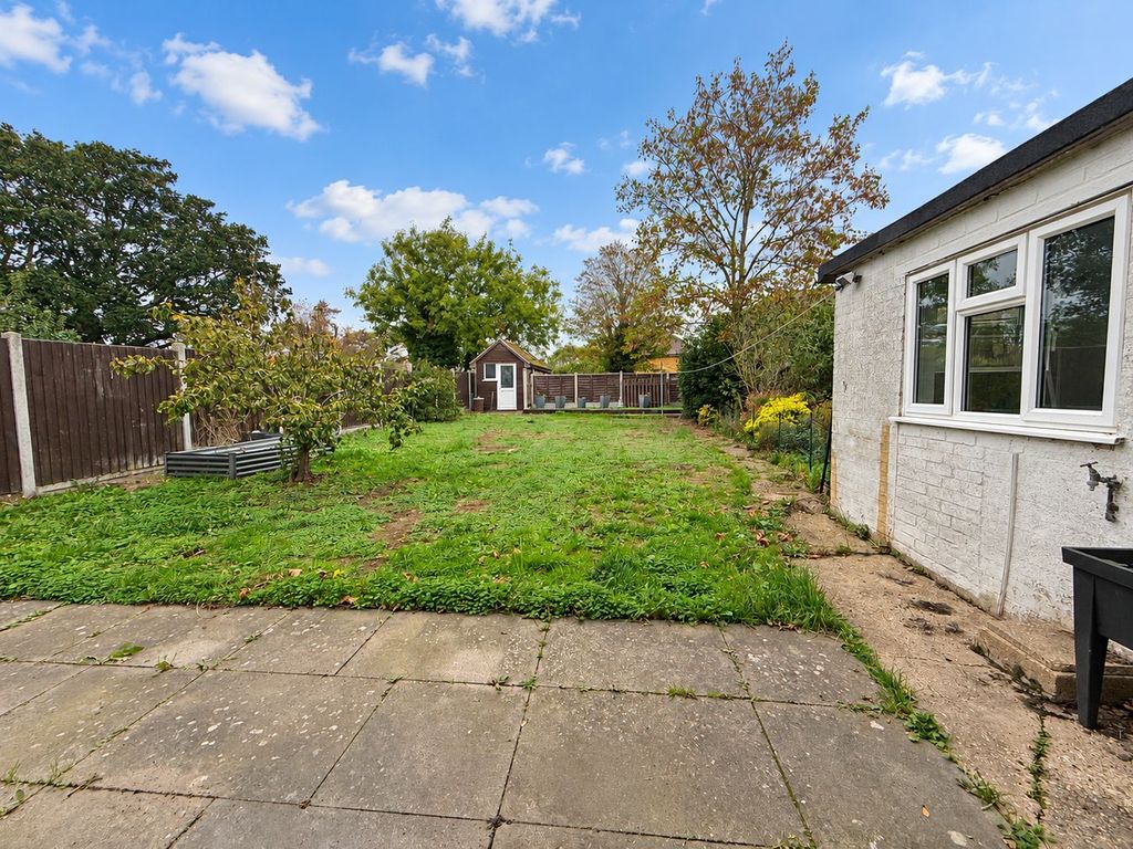 Property photo 2 of 13