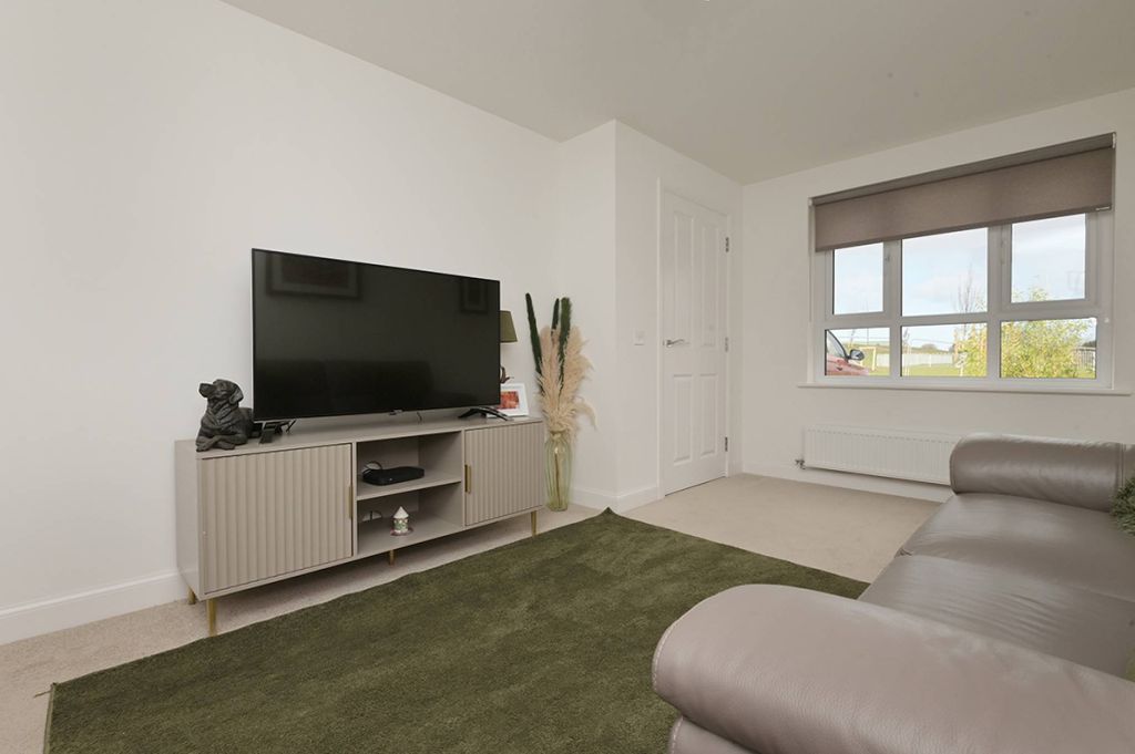 Property photo 2 of 30