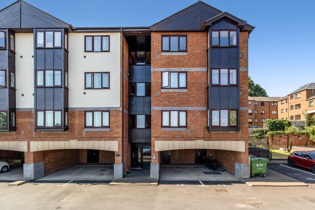 Property photo 1 of 13 112544_Flat 26 Ca...