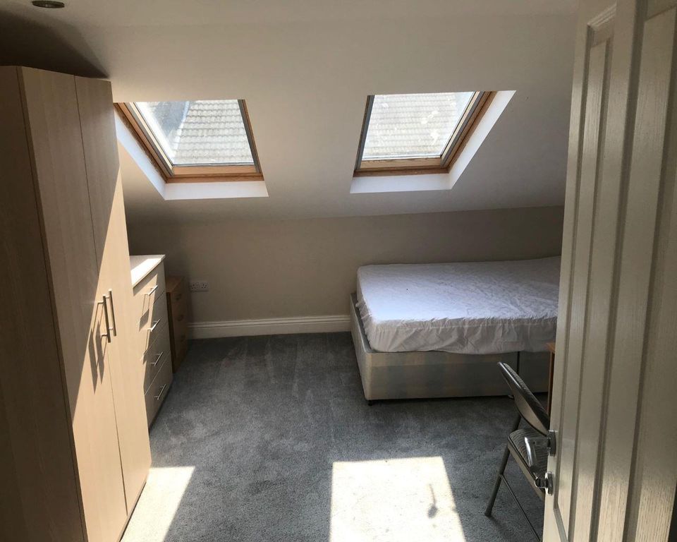 Property photo 3 of 8 4612352