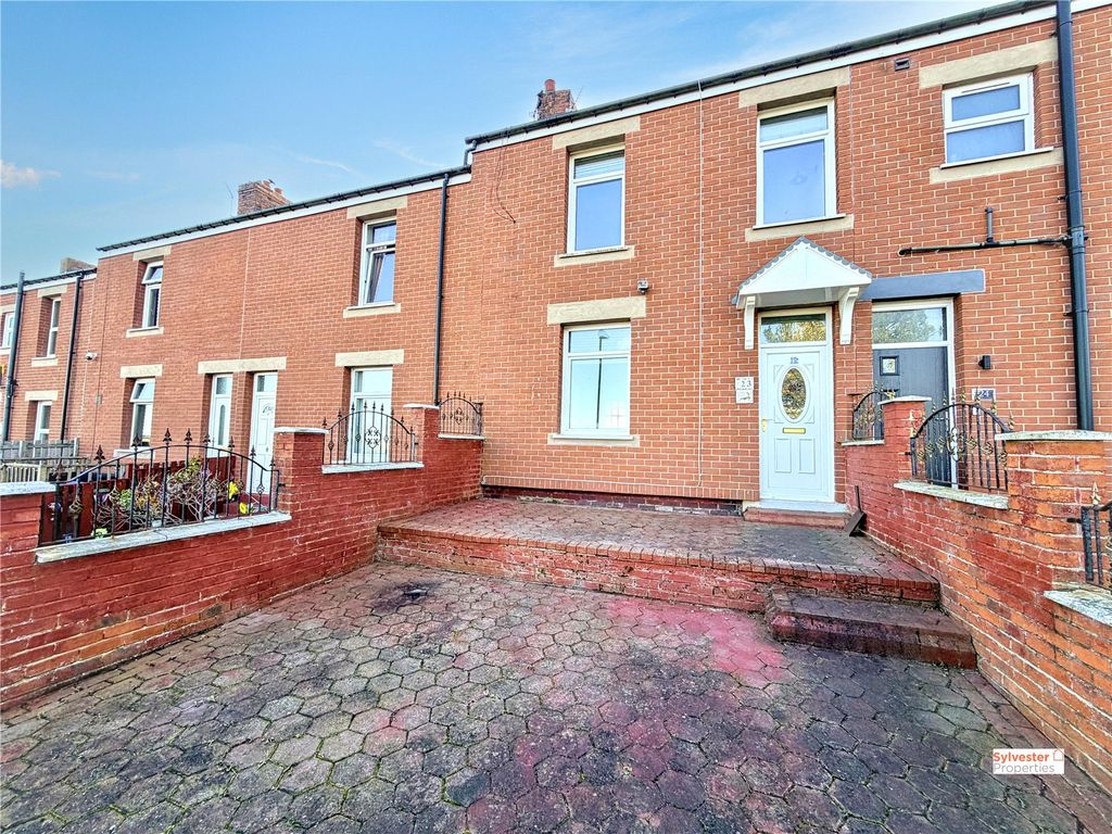 Property photo 1 of 19 Picture No. 16