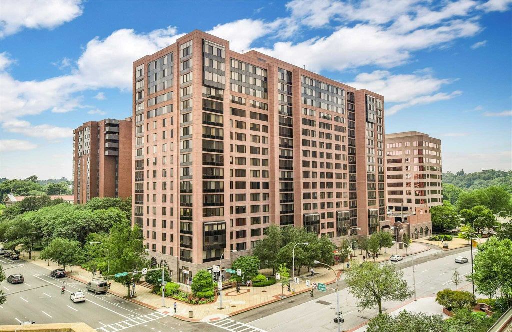 Property photo 1 of 31