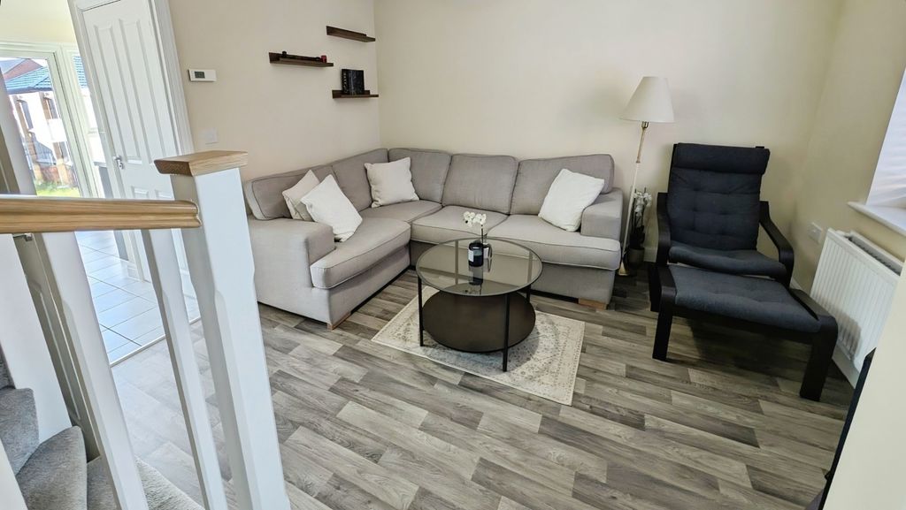 Property photo 2 of 13 Pbox-Img.Jpg