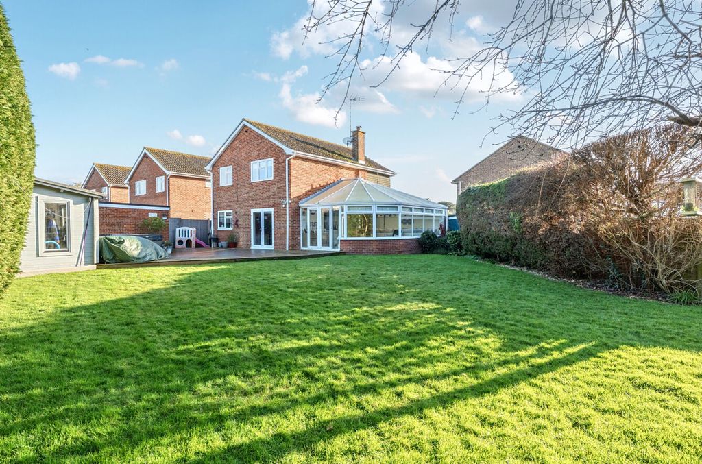 Property photo 2 of 21